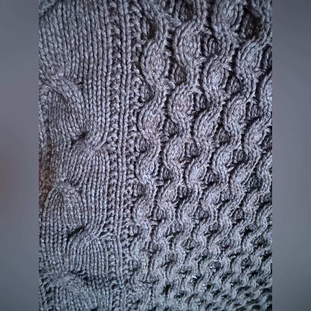 Universal Thread Cableknit Sweater - Picture 4 of 7